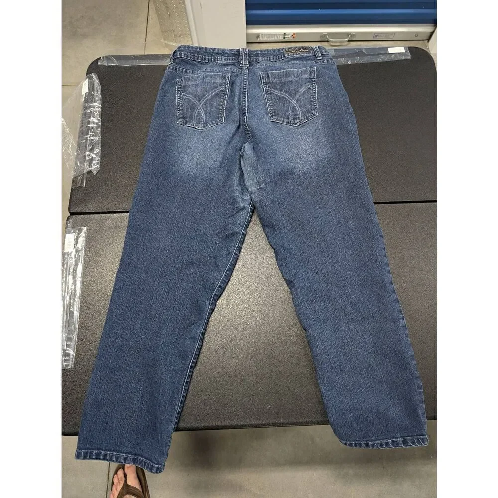 Calvin Klein Women's Jeans Blue Skinny Crop Size 32/14